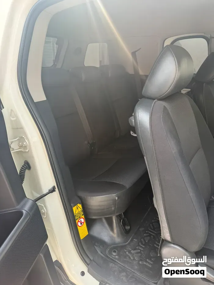 Toyota Fj Gxr 2014 photo 3