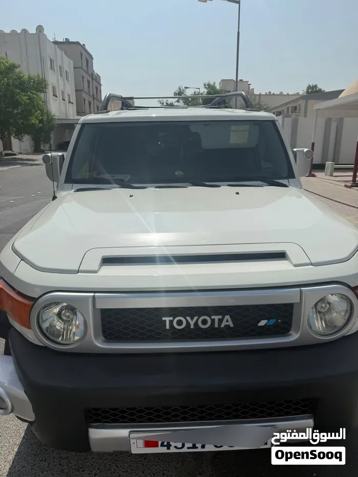 Toyota Fj Gxr 2014 photo 2