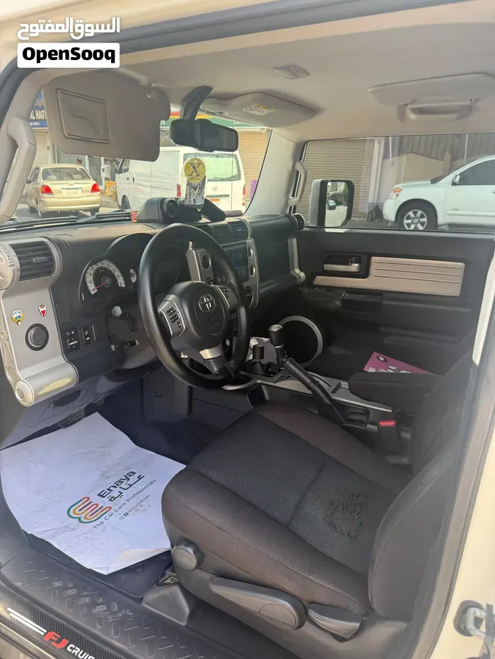 Toyota Fj Gxr 2014 photo 4
