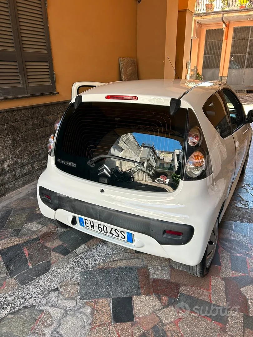Citroen C1 2010 photo 2
