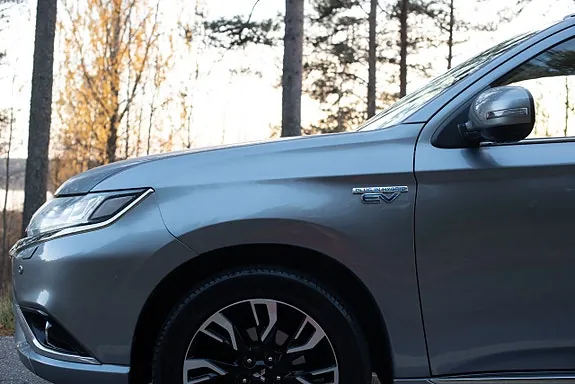 Mitsubishi Outlander 2016 photo 5