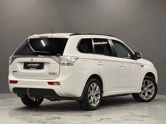 Mitsubishi Outlander 2014 photo 4