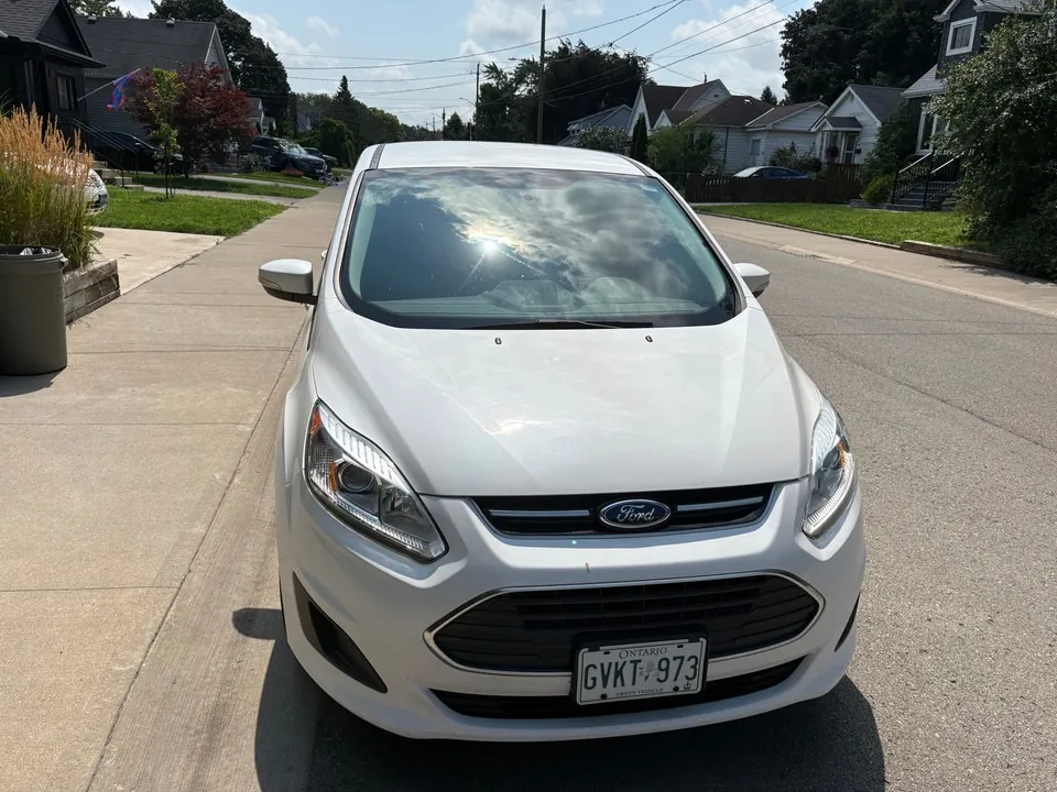 Ford Cmax 2017 photo 3