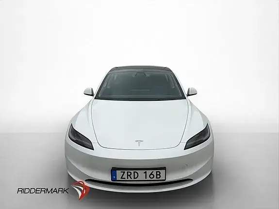 Tesla Model 3 2024 photo 2
