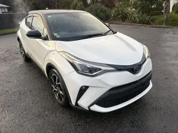 Toyota C-Hr 2019 photo 2