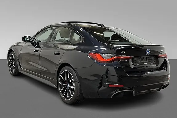 BMW I4 2023 photo 5