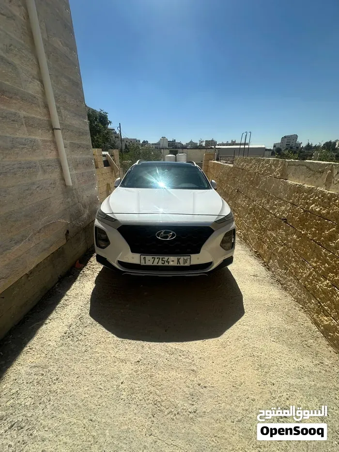 Hyundai Santa Fe 2018 photo 3