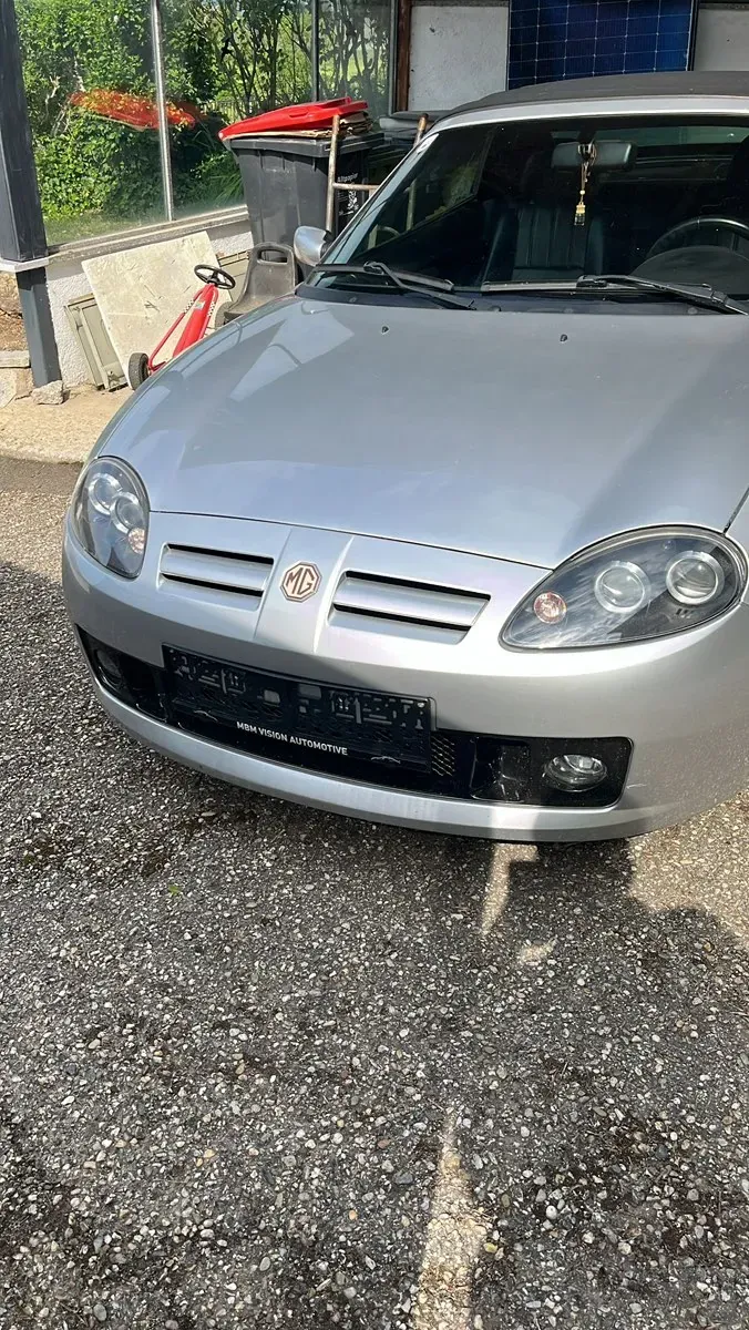 MG Mg Tf 2004 photo 2