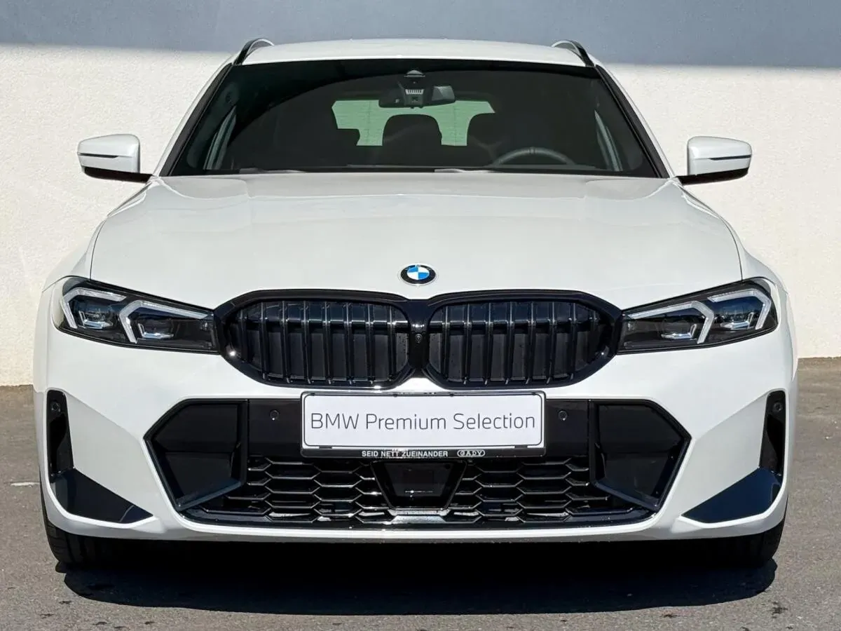 BMW 3 Series 2026 photo 2