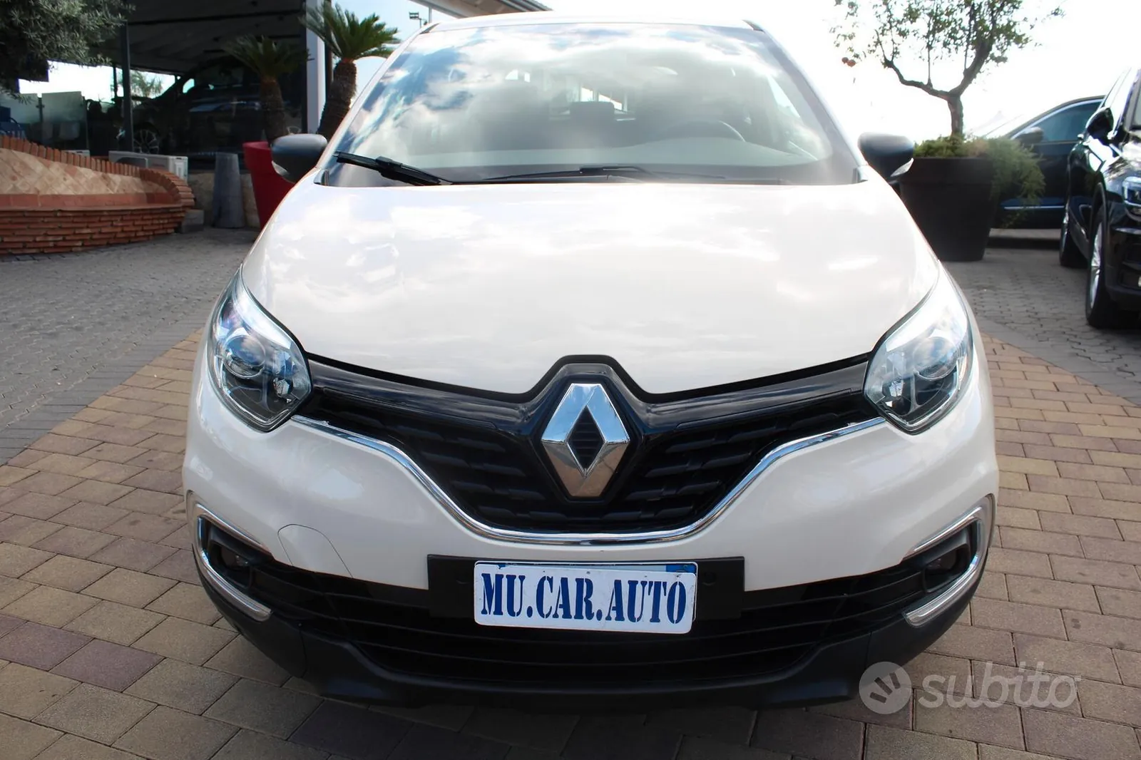 Renault Captur 2018 photo 2