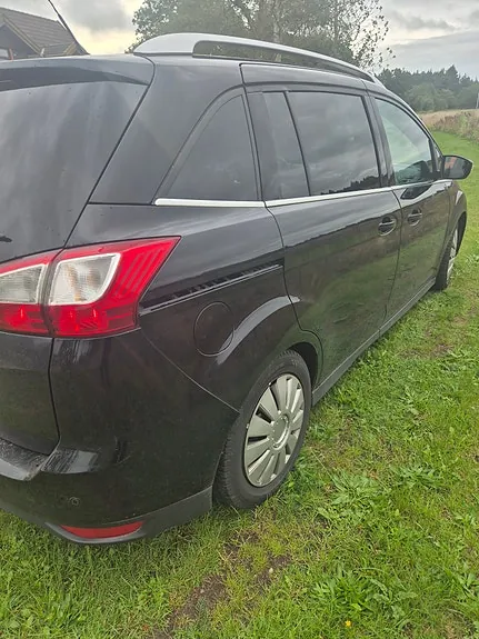 Ford Grand C-Max 2011 photo 4