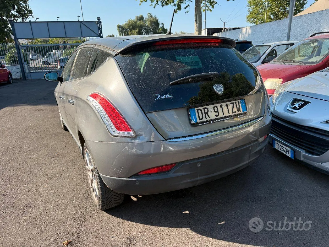 Lancia Delta 2009 photo 3