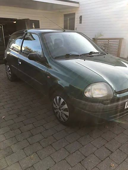 Renault Clio 1999 photo 3