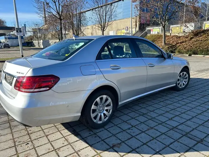 Mercedes-Benz E-Class 2015 photo 2