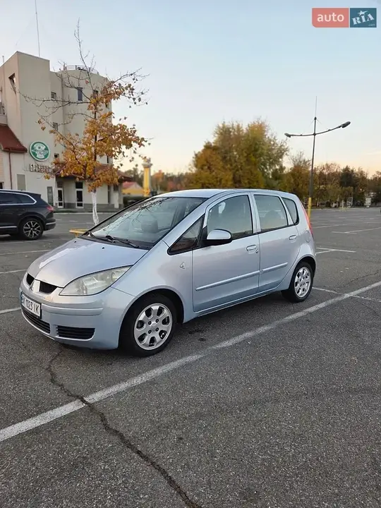 Mitsubishi Colt