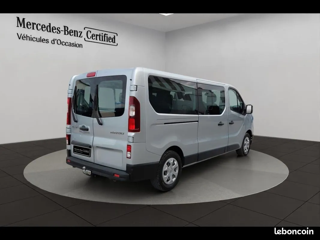Renault Trafic 2021 photo 5