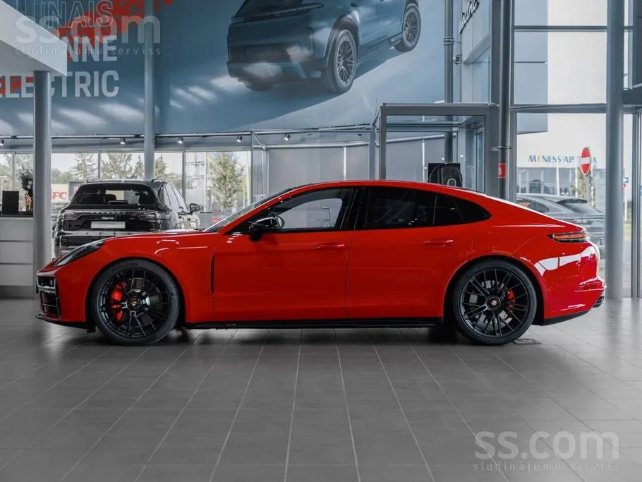 Porsche Panamera 2026 photo 2