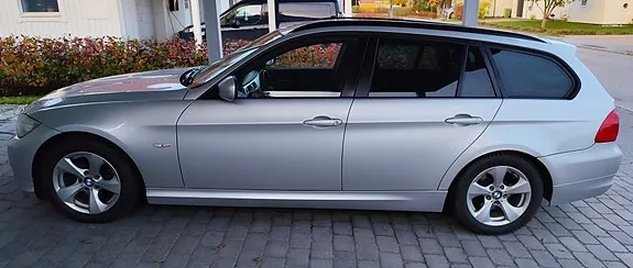 BMW 320D 2011 photo 2