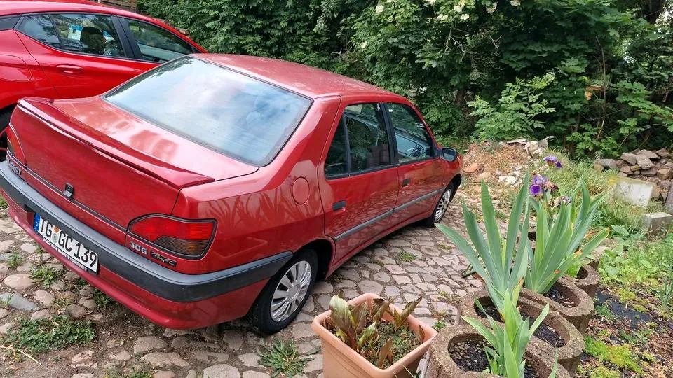 Peugeot 306