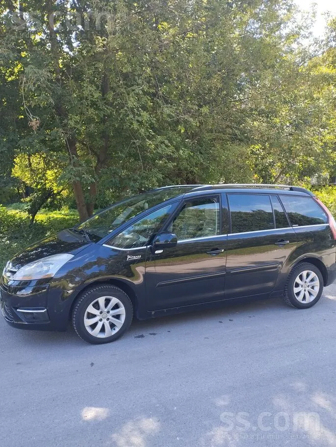 Citroen C4 Picasso 2010 photo 2