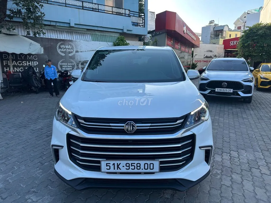 MG G50