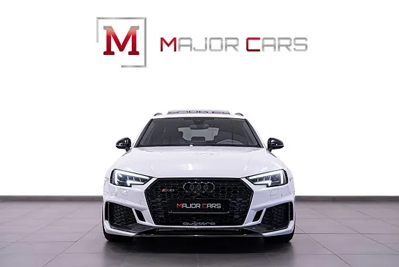 Audi Rs4 2018 photo 2