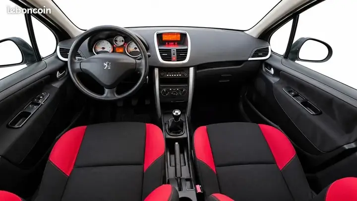 Peugeot 207 2009 photo 5
