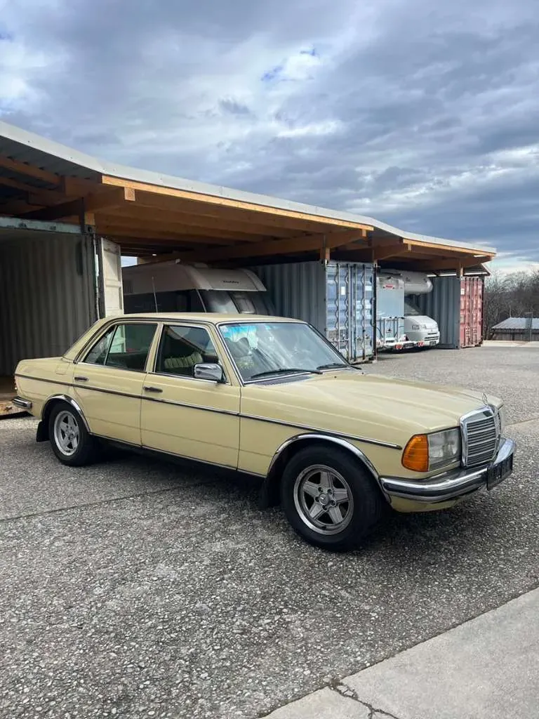Mercedes-Benz 280