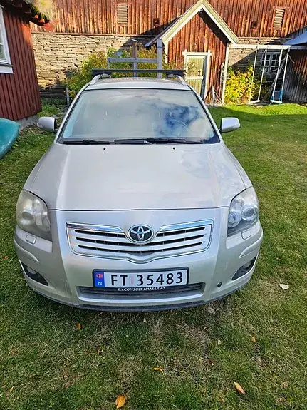 Toyota Avensis 2006 photo 2