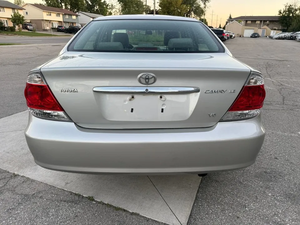 Toyota Camry 2005 photo 4