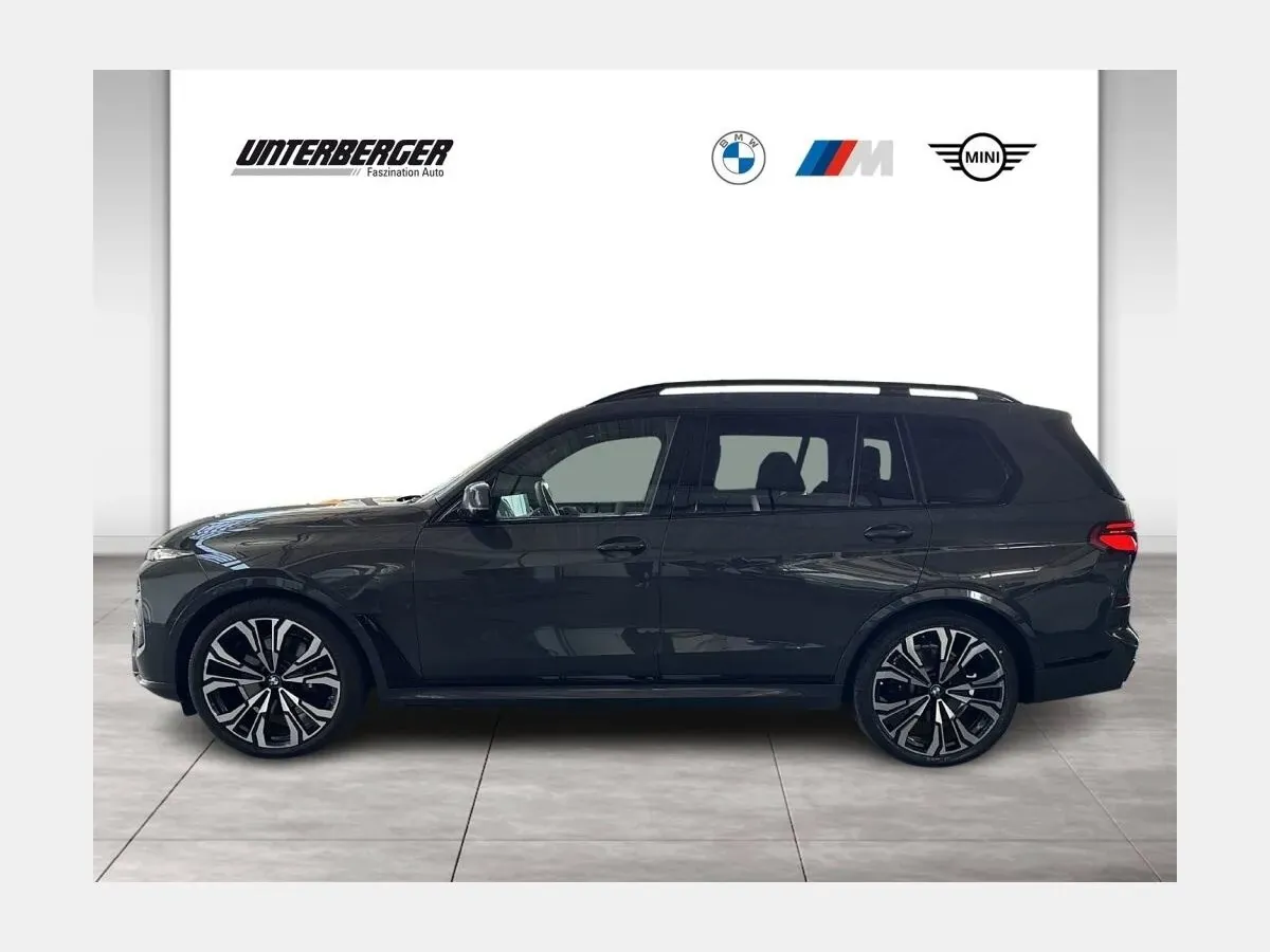 BMW X7 2024 photo 3