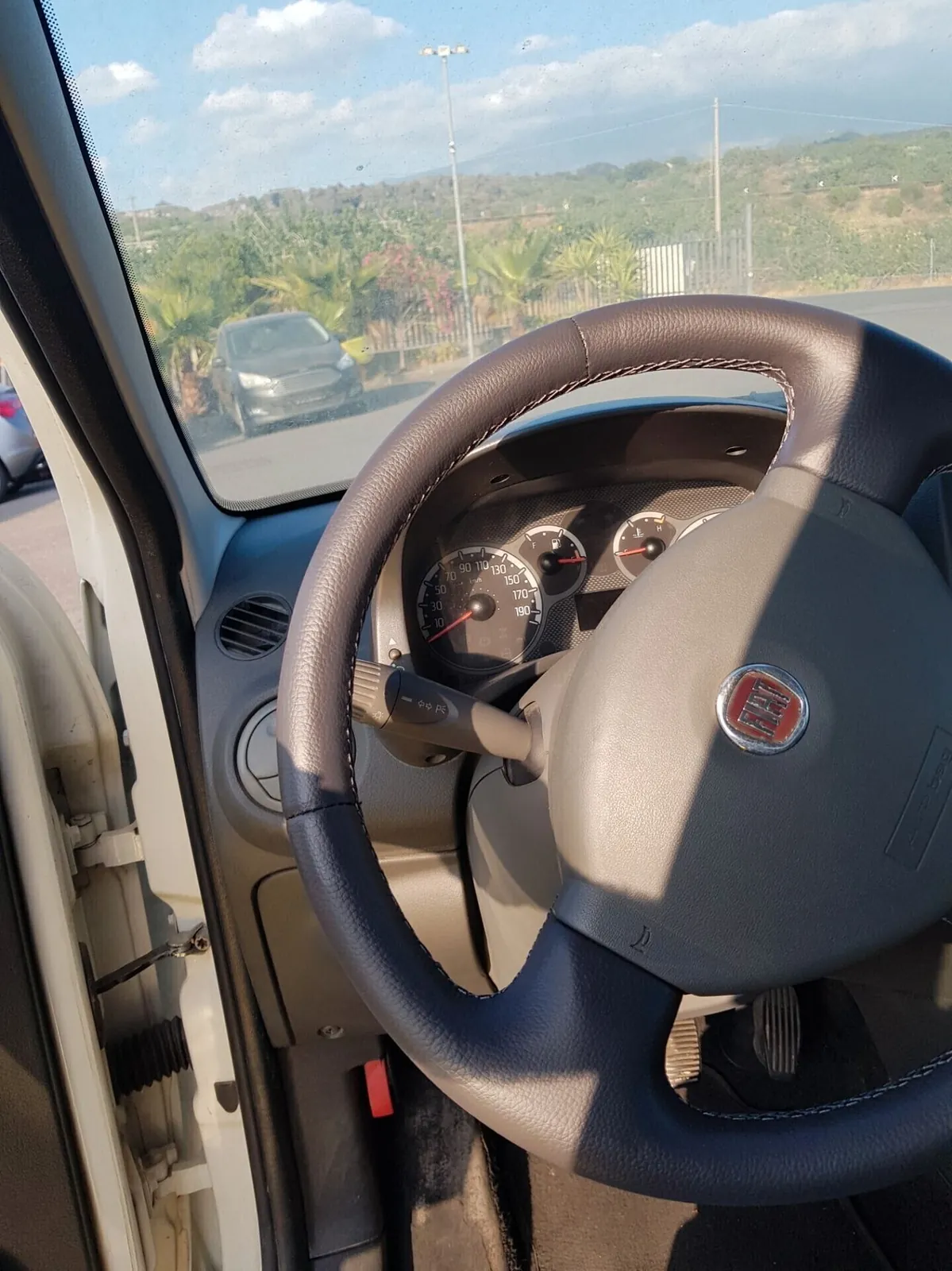 Fiat Panda 2011 photo 2