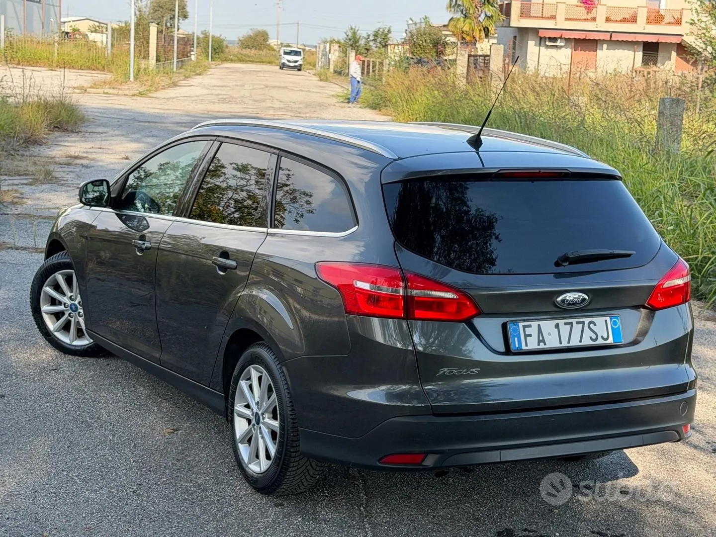 Ford Focus 2015 photo 3