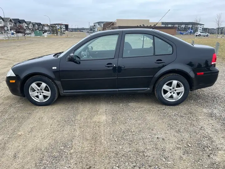 Volkswagen Jetta 2008 photo 2