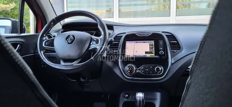 Renault Captur 2016 photo 2