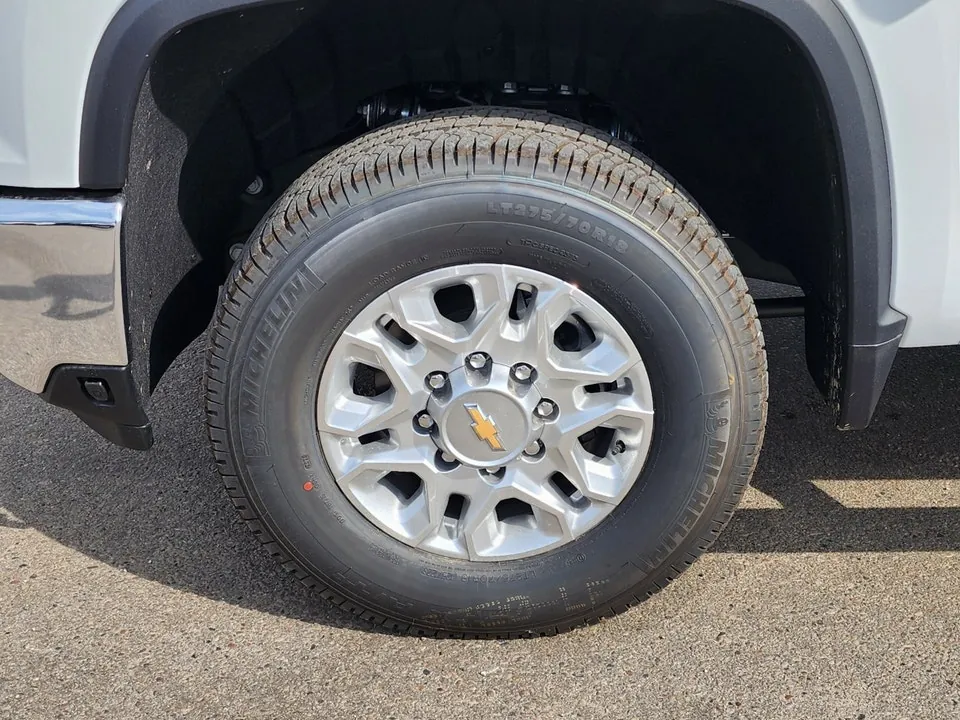 Chevrolet Silverado 3500Hd 2026 photo 5