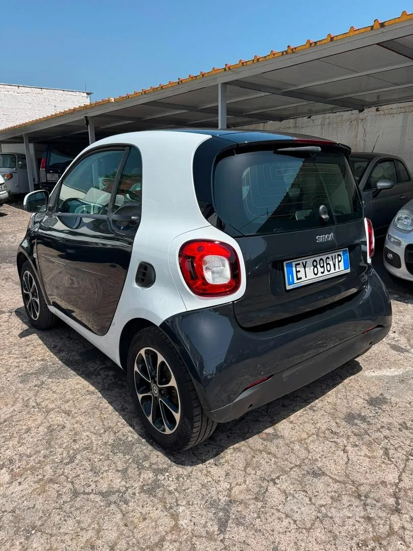 Smart Fortwo 2015 photo 4