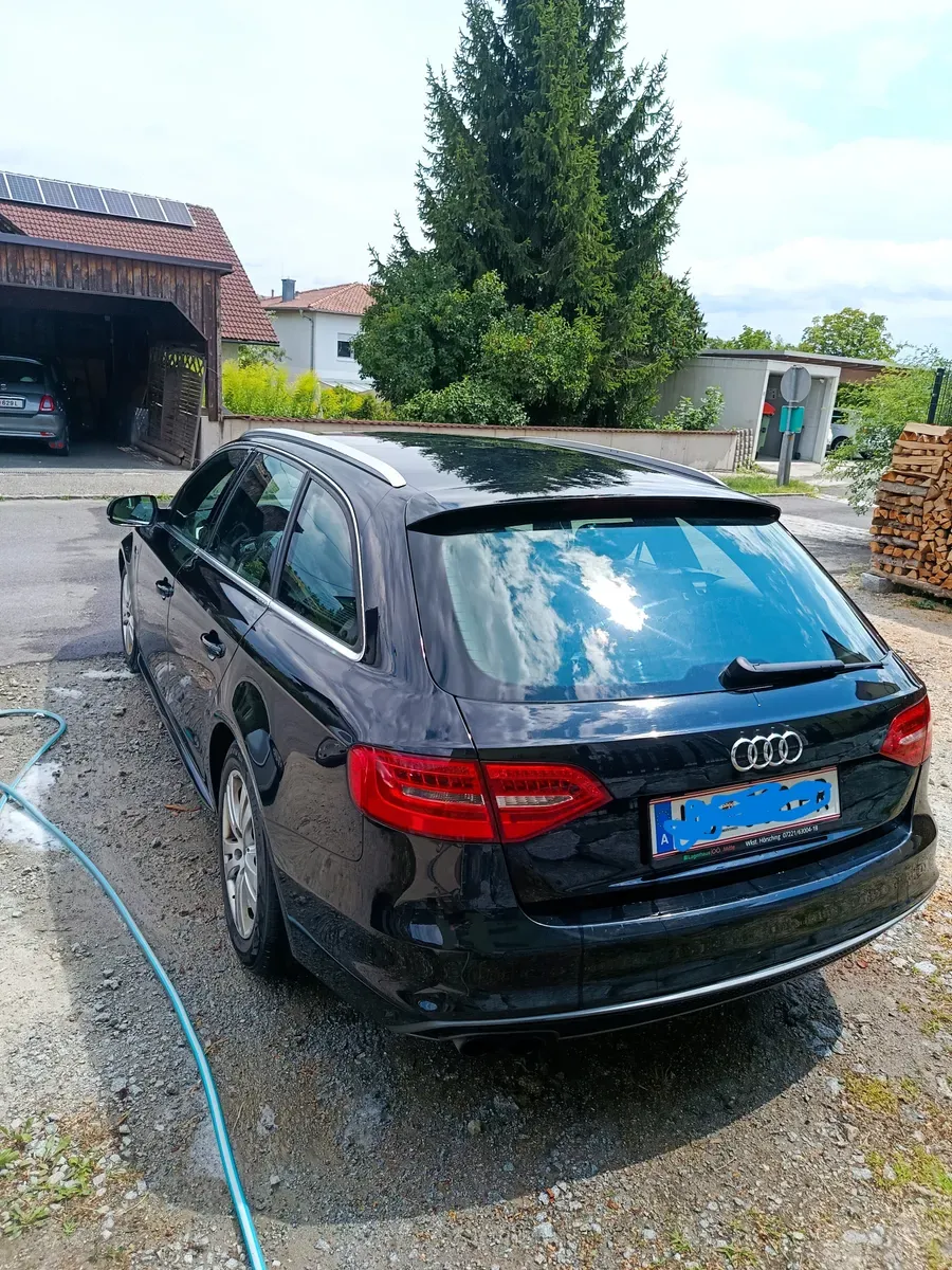 Audi A4 2013 photo 3