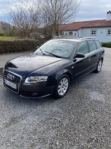 Audi A4 2007 photo 2