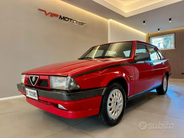 Alfa Romeo 75