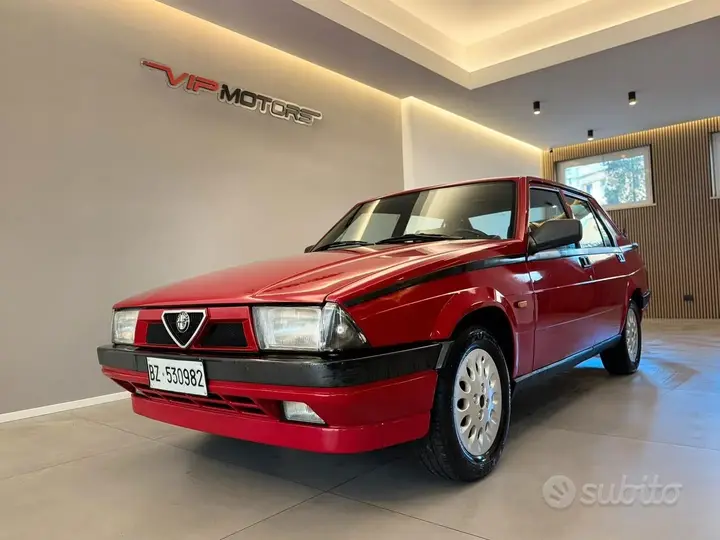 Alfa Romeo 75 1991 photo 3