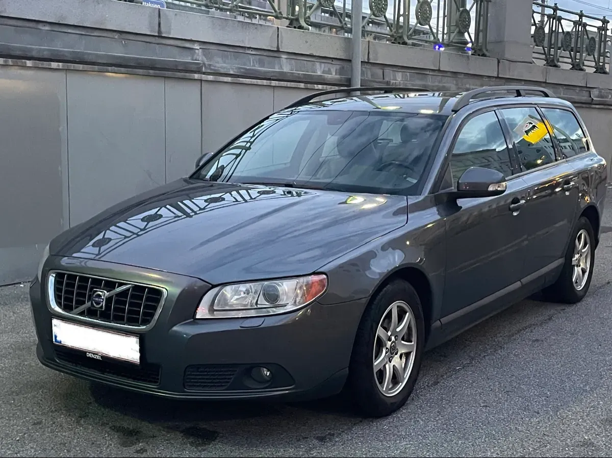 Volvo V70 2007 photo 2