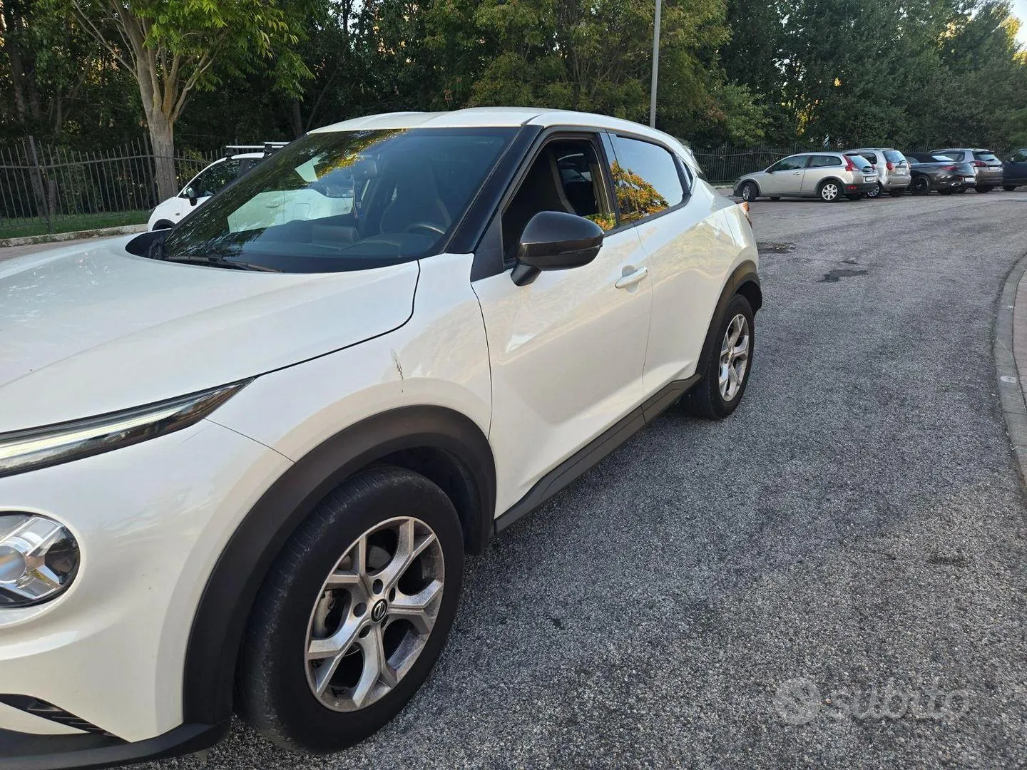Nissan Juke 2022 photo 2