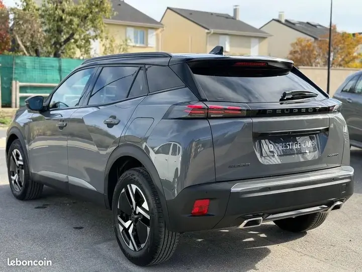 Peugeot 2008 2025 photo 2