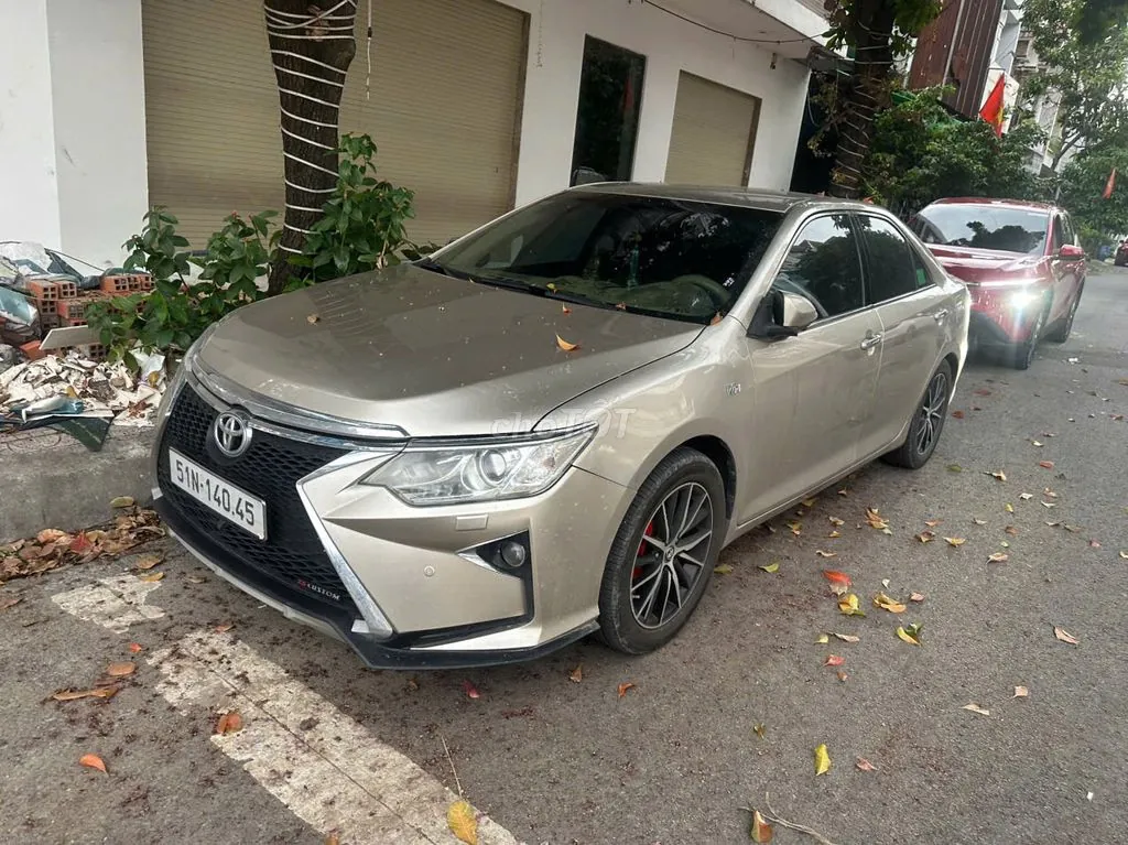 Toyota Camry 2015 photo 2