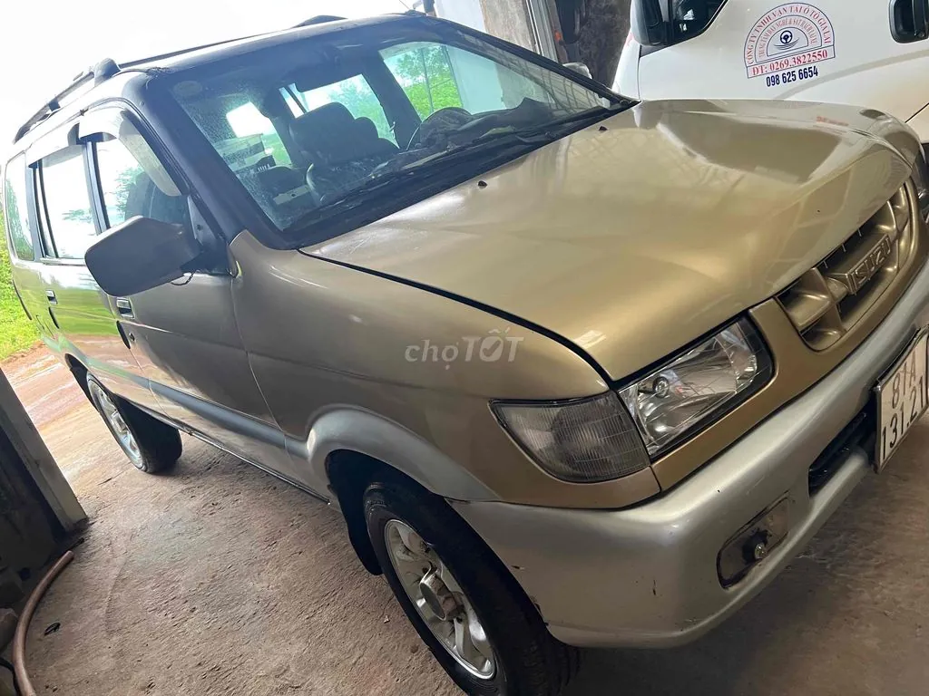 Isuzu Hilander
