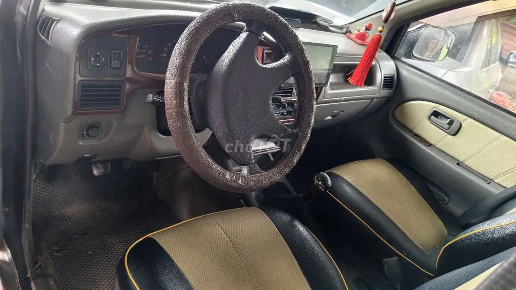 Isuzu Hilander 2004 photo 3