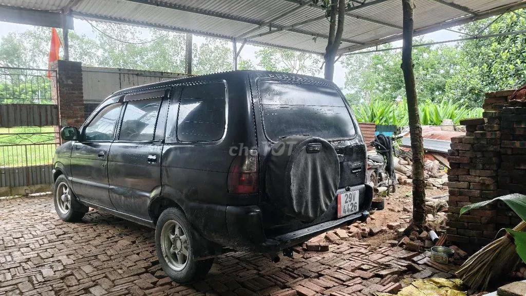 Isuzu Hilander