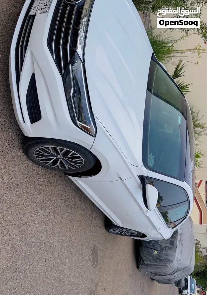 Volkswagen Jetta 2019 photo 2
