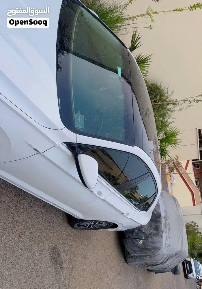 Volkswagen Jetta 2019 photo 3